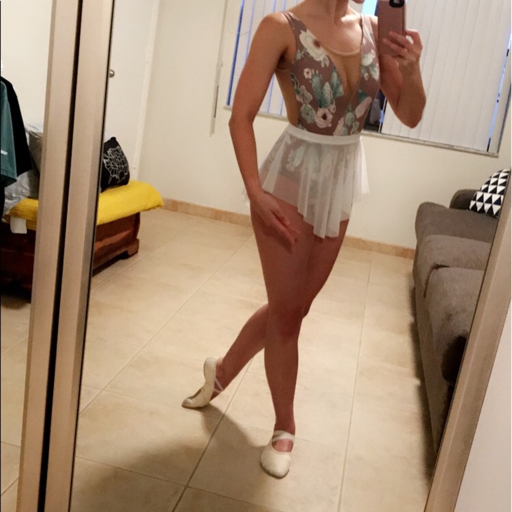Luckyleo Dart Leotard (small)